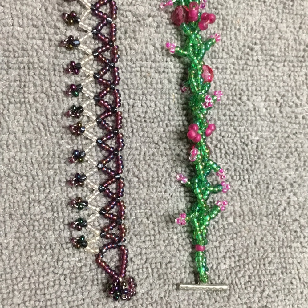 Pretty beaded bracelets - Picture 3 of 4